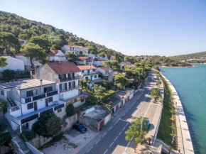  Apartment Lidija  Тисно